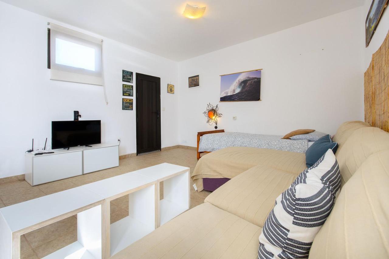 Famara Beach Apt Esterno foto