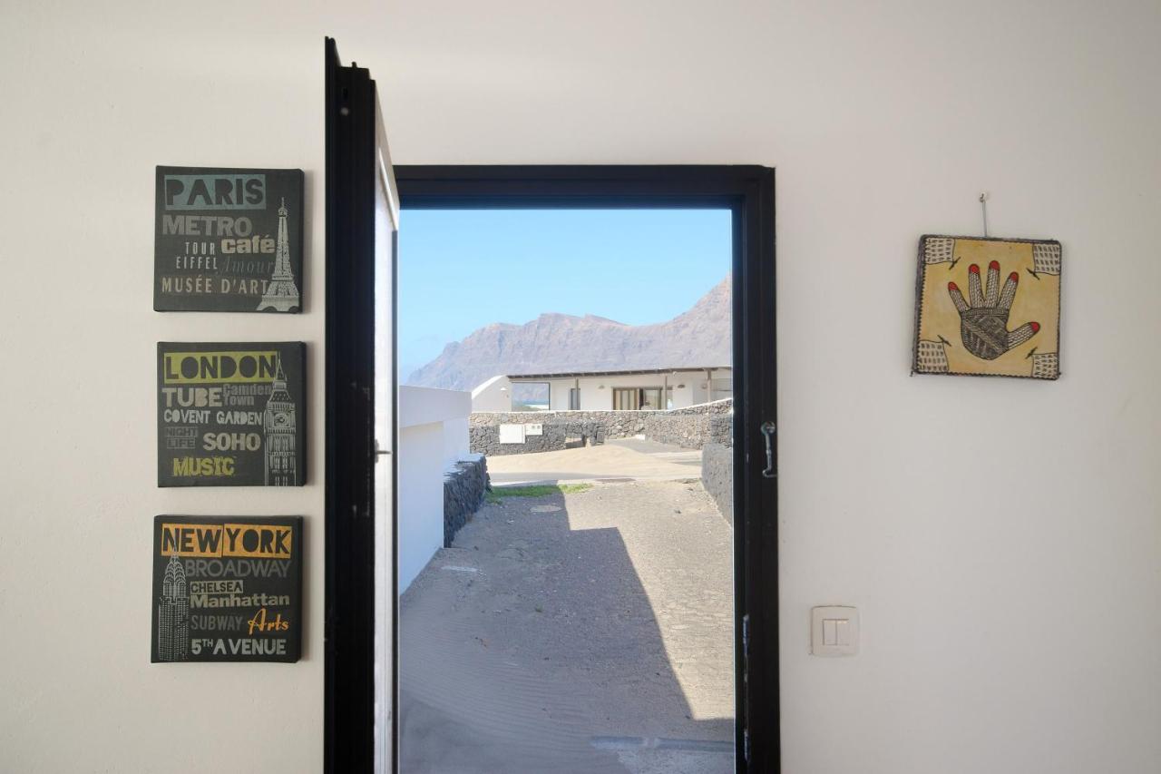 Famara Beach Apt Esterno foto